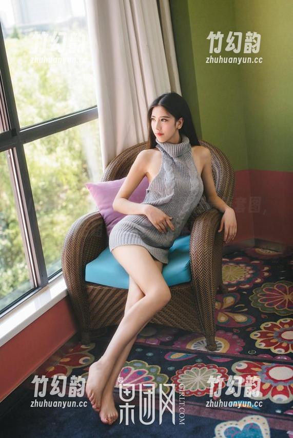 GIRLT果团网 - 王语纯高跟鞋最新套图，走路也能流出优雅吧？