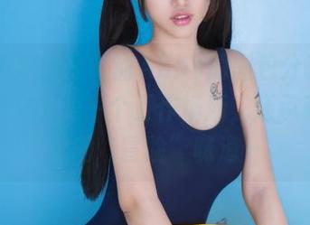 GIRLT果团网 – 甜Abby的图包分享：办公室不只于是一个工作场所，还承载着独特的“冒险”味道～