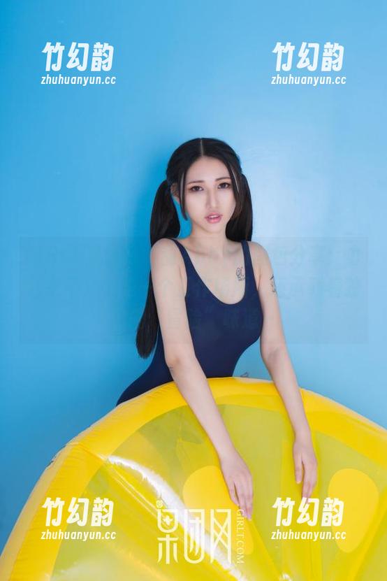 GIRLT果团网-甜Abby GIRLT果团网 - 甜Abby的图包分享:办公室不只于是一个工作场所,还承载着独特的“冒险”味道~