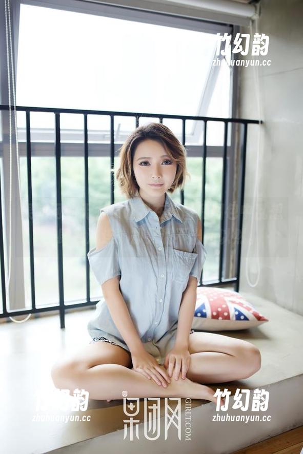 果团网的无名，让我在原图和图包中乱想，肆意流连，却又说不出所以然。