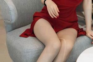 HuaYang花漾 – 被“心上可Flora”的泳衣美图惊艳到，图包里的每一张都想收藏。