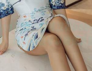 HuaYang花漾 – 在萌汉药baby的教室里，课桌也是可以随便趴的