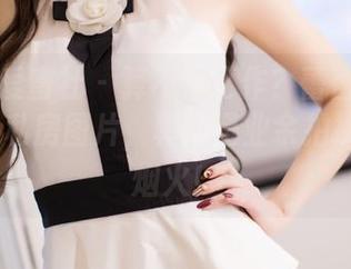 IMiss爱蜜社 – 算不算工作？蕾蕾醒了没兔女郎私房图片，真的是业余拍摄的2秒烟火！