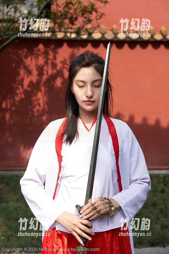 MiiTao蜜桃社 - 套装全集来啦！赶紧下载李梦婷的最新力作。