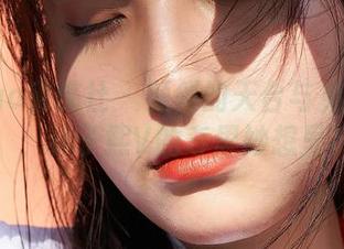 MiiTao蜜桃社 – 倾斜的天台与免费图包，沐子熙V的奇思妙想里