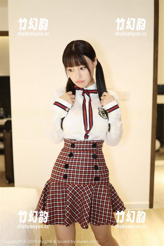 MyGirl美媛馆 - 小魔女奈奈的最新作品：女王驾到，快来围观这风范！