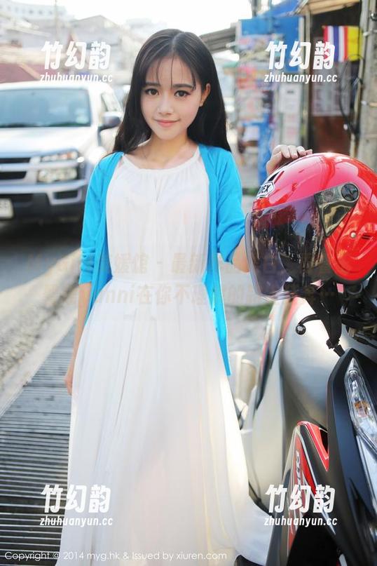 MyGirl美媛馆 - 最新作品黑白，再看王馨瑶yanni在你不理解的路上狂奔…