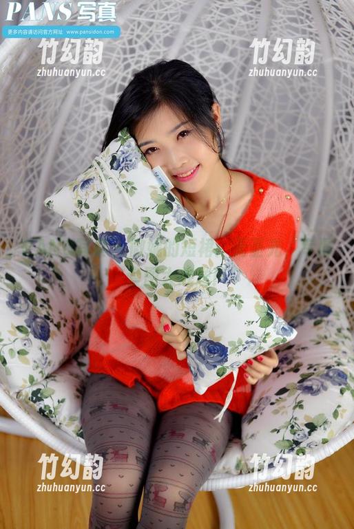 PANS写真-微妮 PANS写真 - 微妮的短裙:无圣光,专属套图大放送!