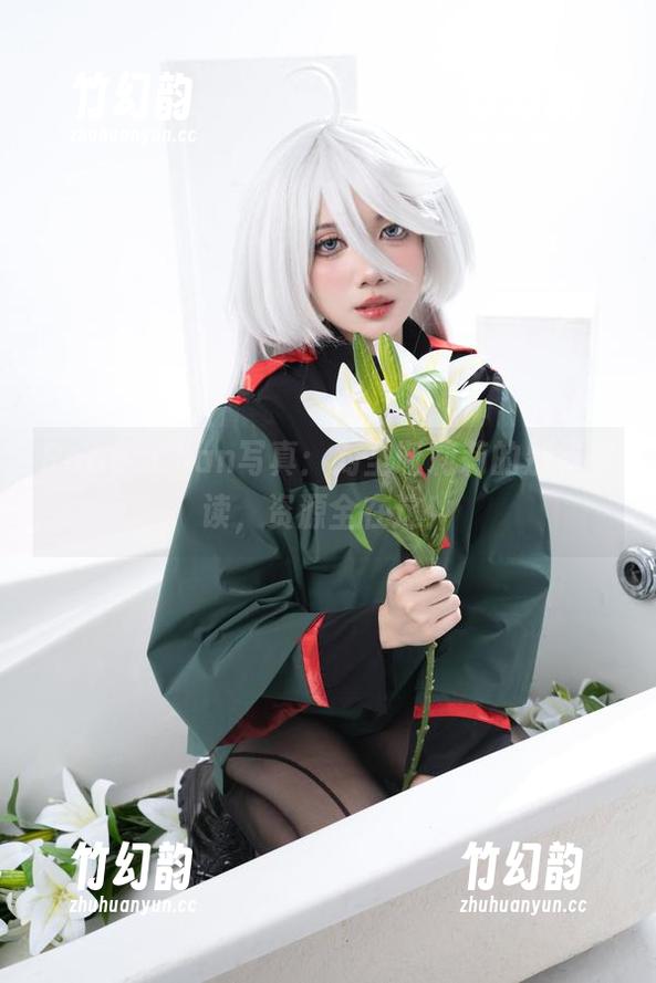 PoppaChan写真：对圣诞莉莉的别样解读，资源全在这！