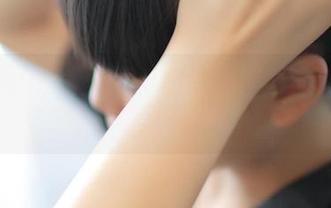 私房美图分享：ROSI的翘臀为何总是让我“面红耳赤”？
