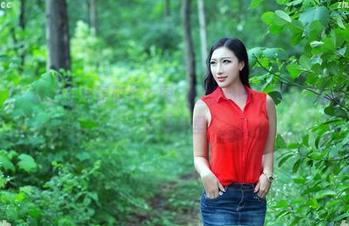 TuiGirl – 精选王根星熙修女图，细细品味，那淡淡的暧昧就藏在角落里