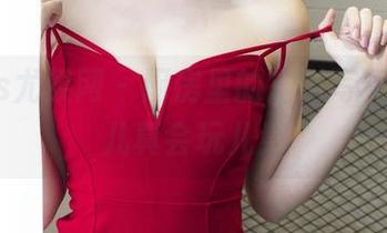 UGirls尤果网 – 厨房里的定制写真，王瑞儿真会玩儿！