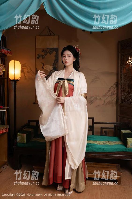 Xiuren秀人网-FoxYini孟狐狸 Xiuren秀人网 - FoxYini孟狐狸的制服系列,话说资源大放送,快看美图!