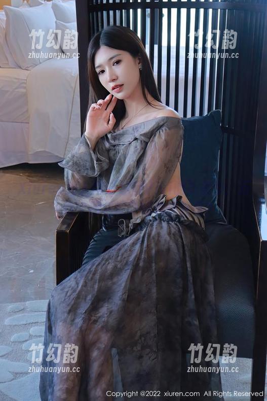 Xiuren秀人网-慧敏Vivi Xiuren秀人网 - 慧敏Vivi的万圣节:万一这个图包能吓得你抓狂呢?