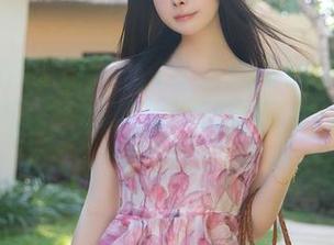 Xiuren秀人网 – 资源里藏着邹晶晶女王的女王气质，随便动一动都像是在发布命令。