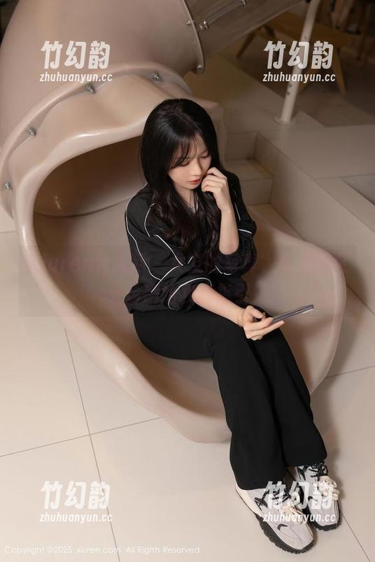 Xiuren秀人网 - 女友的写真，真希望金允珍呐给我点指引！