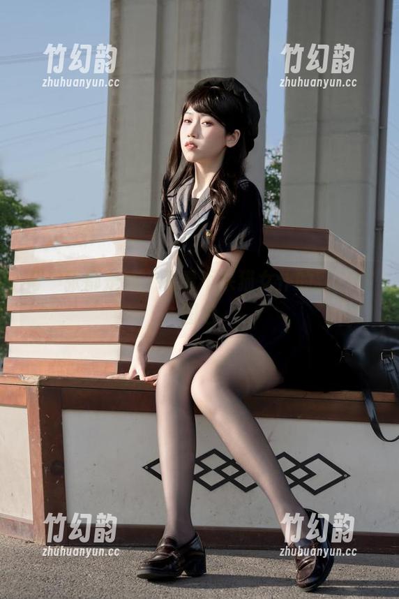 每一张都是戏，看看不呆猫女仆的新COS图包