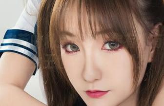 丽柜 – 文芮的私房图包：你有没有见过一位女王也在看肥皂剧？