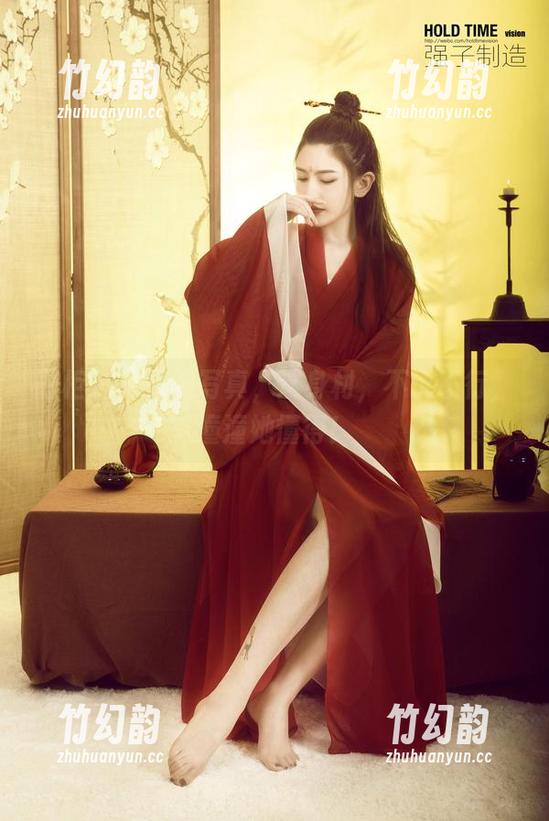 丽柜 - 体操服写真，这身材，不说不行，潼潼她懂得！