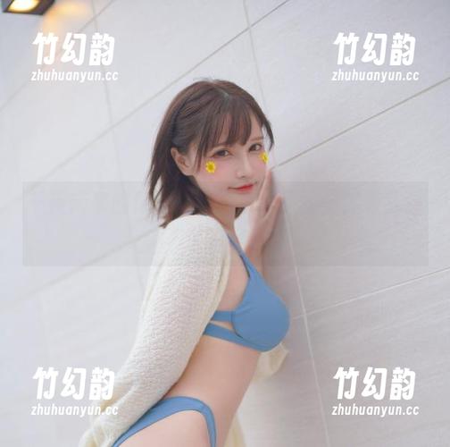 千夜未来的库巴姬写真集，原图里藏着我猜不透的气息。
