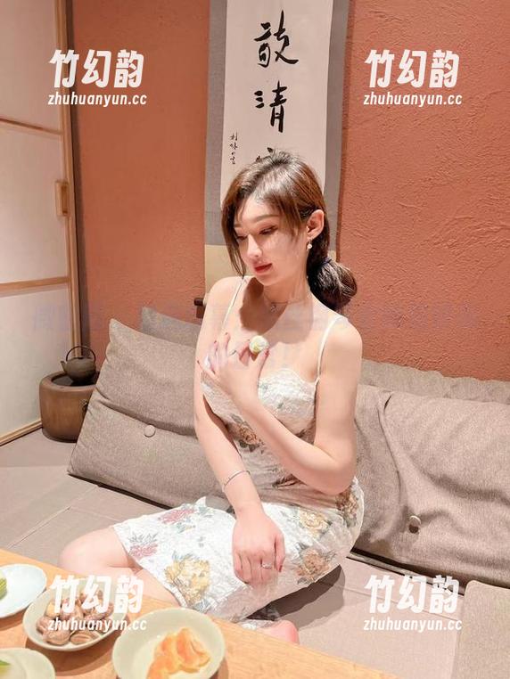 周妍希 微密圈 - 精选内幕:黑丝钢琴老师周妍希的日常!