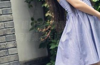 头条女神 – 眼镜能让你聪明？下载梁芮溪的写真集，告诉你答案！