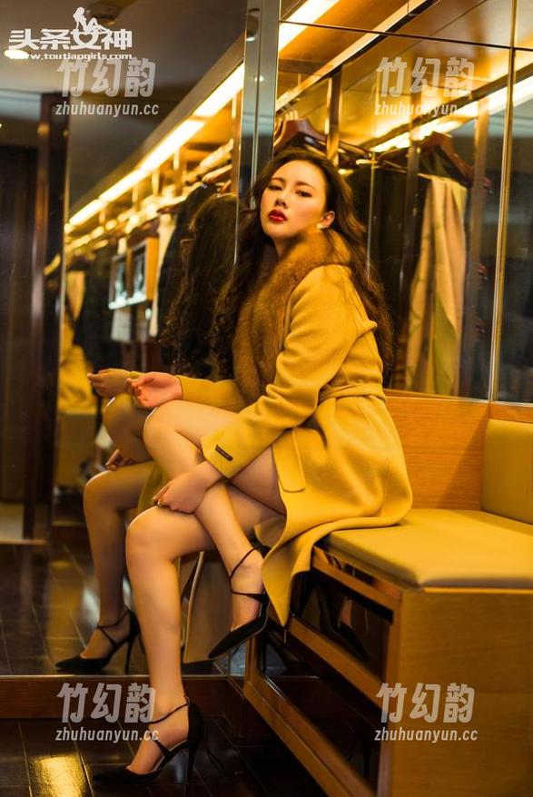 头条女神 - 王竹这组照片就像给剧情加了特效，高清得一塌糊涂！