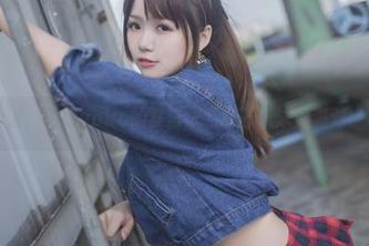 妹汤物语，宅夏yoko的夏日泳装资源，泳池派对少不了她