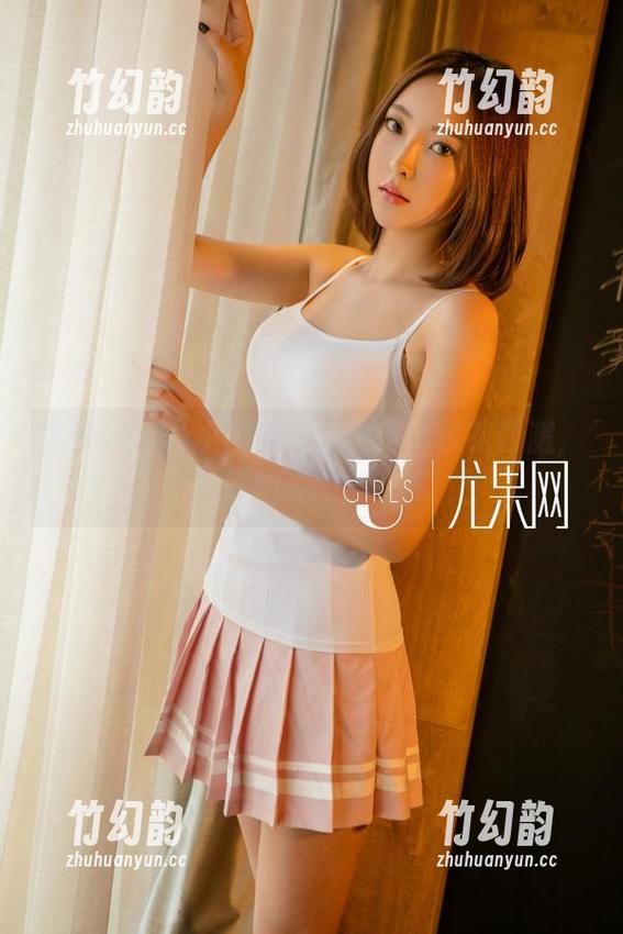 尤果网 - 杜小雨的泳池图集：水花四溅，我真的没想那么多