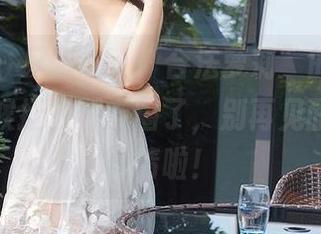 尤蜜荟 – 只想说，“合法萝莉”的私拍美图是时候拯救朋友圈了，别再见面忙着做表情啦！