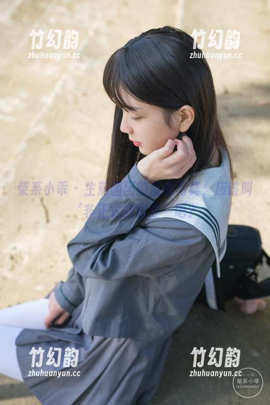 柴系小乖 - 生煎团团的空姐写真，应该叫‘非正式的职业’吧？