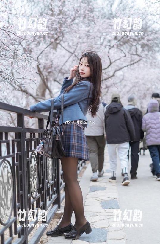 桃墨公子的“罗莎莉亚”私房：你敢不敢直视那个眼神？