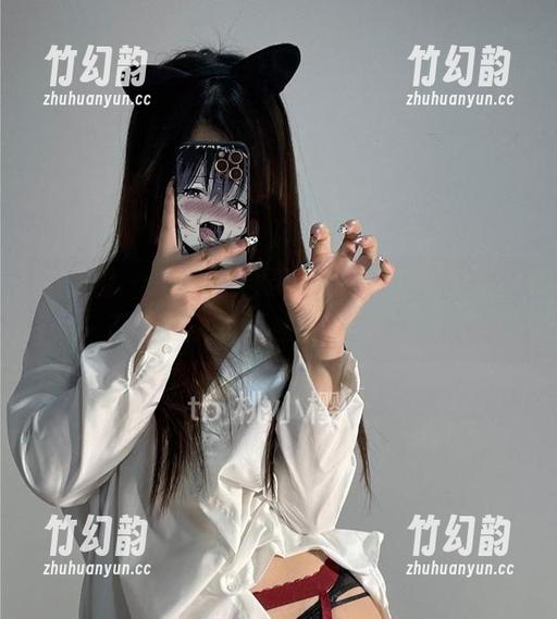 微密圈 - 逛完桃沢樱呀的套图，我发现自己觉得学姐梗越来越多……？