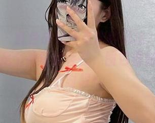 微密圈 – 红色战袍还有这种玩法？桃沢樱呀果然是个神奇的存在，图包福利来得正是时候！