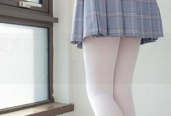 当果足党登上森萝财团的写真，天啊，秀的可不止是足。