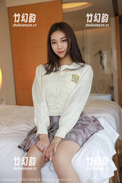 模范学院 - 制服全集-为什么柳侑绮Sevenbaby穿上这件好像就不一样了？