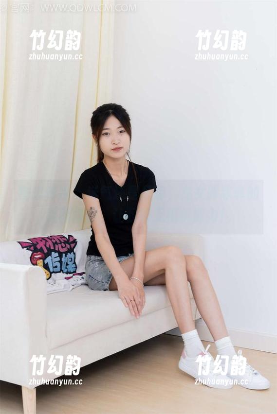 物恋传媒 - 洋气还是呆萌，兔女郎菲菲的美图套图，让我毫无抵抗能力！