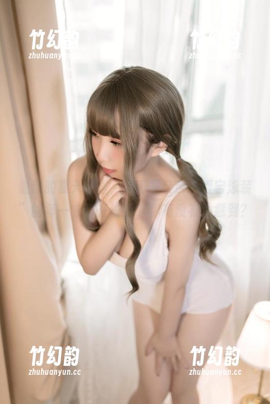 最新的夏天放送，猫田圣奈奈“爱宕泳装”的每一寸都在说话，你有没有注意到？