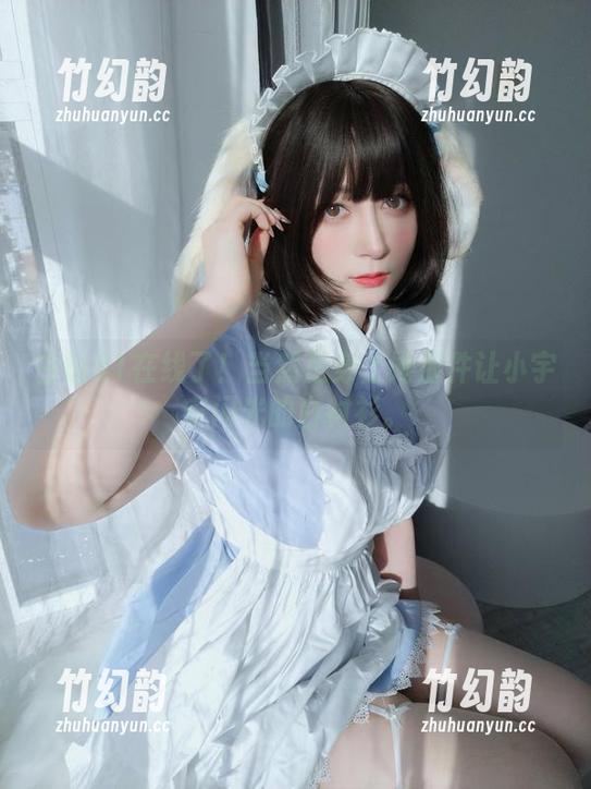 白银81在线了！当然是穿上她那件让小宇宙闪光的白衬衫。