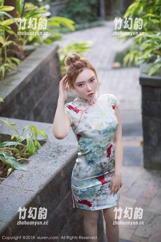 秀人网-Candy糖糖 秀人网 - Candy糖糖上线,一放原图,结果一直想着死库水的混搭…不知几何呀!