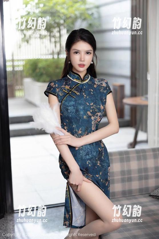 秀人网-优酱 秀人网 - 套图中的连体衣,优酱果真又不按常理出牌!