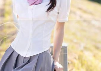 秀人网 – 妙可可Cheese校服写真：绑带、褶皱，纷纷扰扰的青春气息扑面而来！