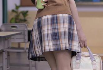 秀人网 – 撤掉复杂，只留下美图和资源，想做你的猫的套装，简约之美显现着你的气质！