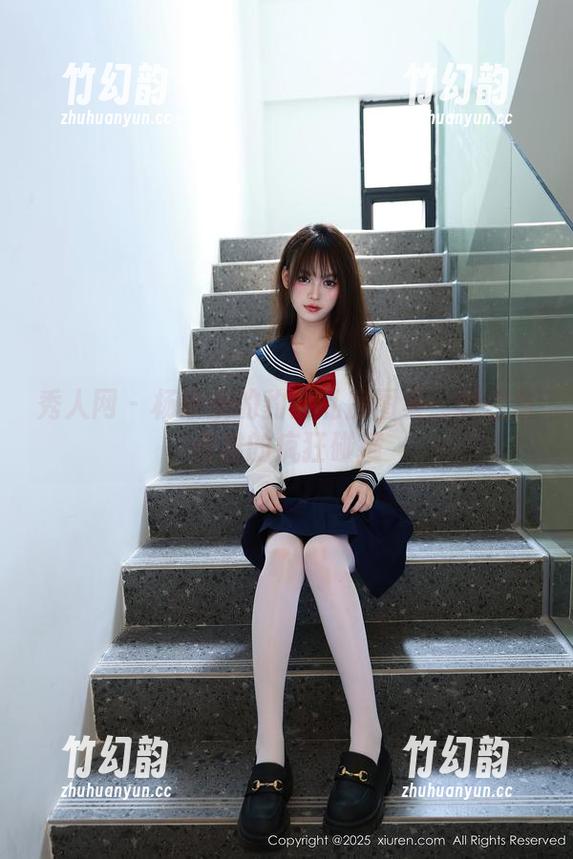 秀人网 - 杨晨晨的豹纹私房图集：野性与优雅的疯狂碰撞