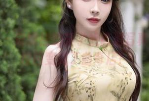秀人网 – 瑶啊摇的瑶学姐高清写真集：把校园变成了曲奇店！