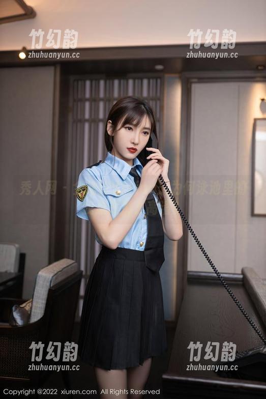 秀人网 - 金幼汐Vivian：为何泳池里的我总是那么高清？