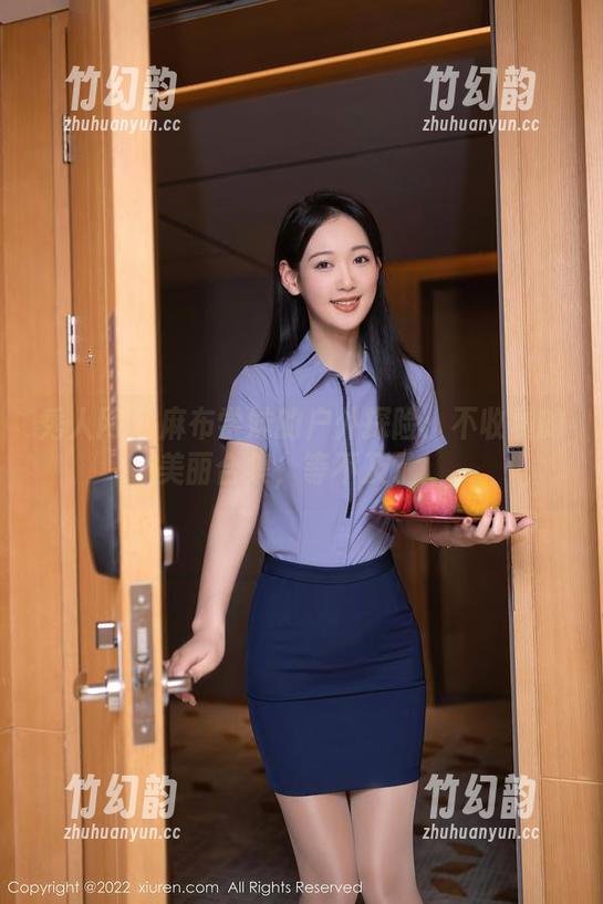 秀人网 - 麻布学妹的户外探险：不收费的美丽合集，等不及了！