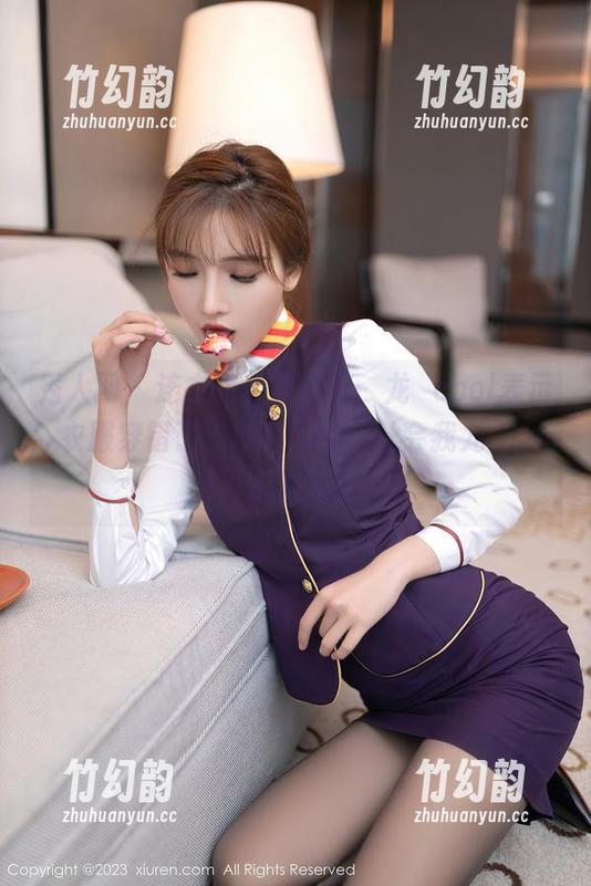 秀人网 - 连衣裙合集来袭，龙籹cool表示：衣服穿错了，没有问题，社会我龙籹cool，衣服随便！