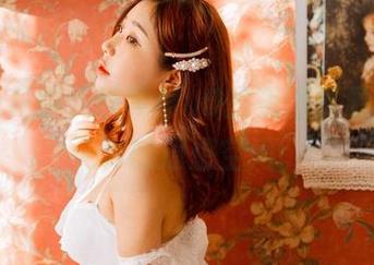 不止是花季，穆零Mu0的美图资源里还有无尽的遐想空间。