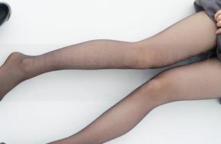 紧急企划 – 奶昔的黑丝女仆：图片让人想多了，精选背后似乎有故事…